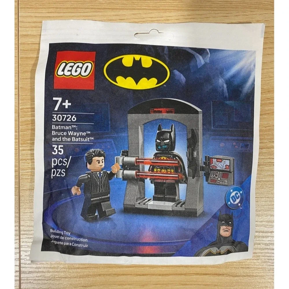 Lego 30726 Batman Bruce Wayne and the Batsuit Polybag Paper Bag New Sealed